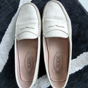 TODS Womens Gommino Driving Leather Loafer Shoes Size 35 1/2